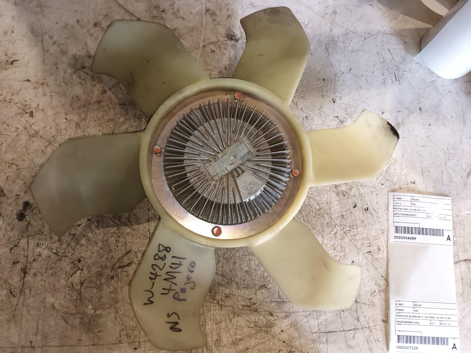 2010 Mitsubishi Pajero Fan View Auto part Fan Mitsubishi Pajero 2010