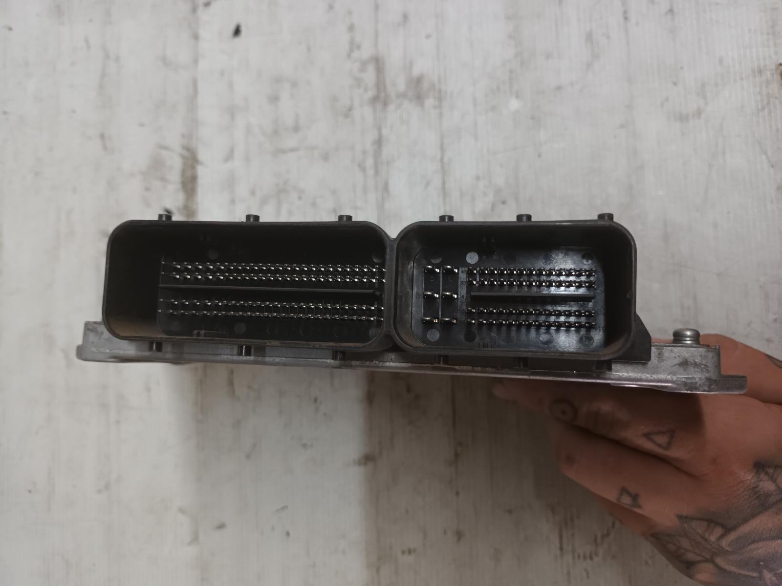 View Auto part Ecu Mitsubishi Pajero 2010