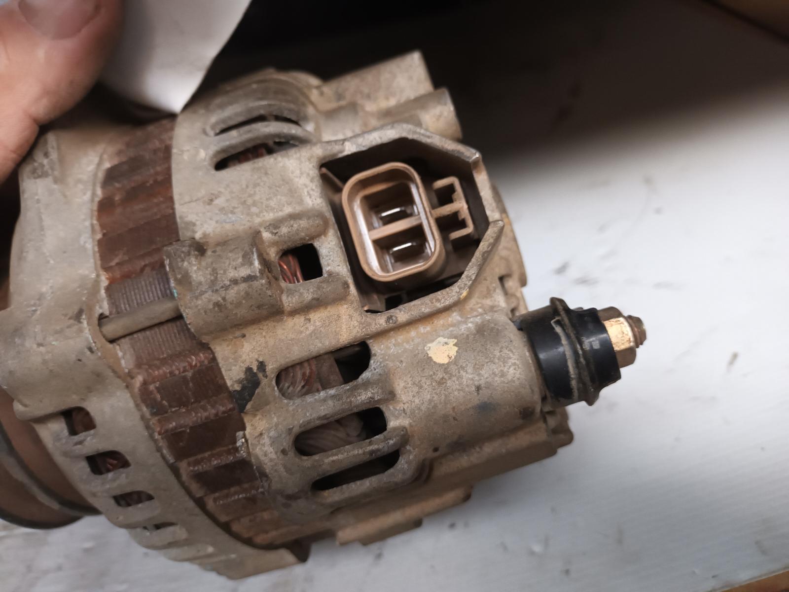 View Auto part Alternator Ford Courier 2004