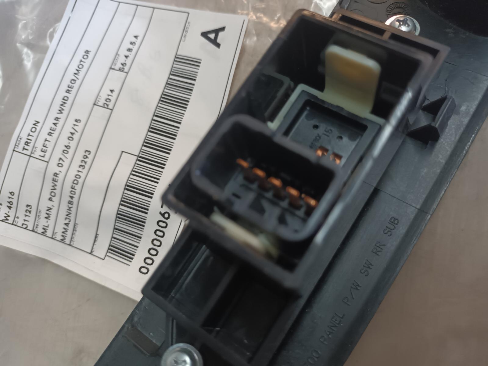 View Auto part Left Rear Wnd Reg/Motor Mitsubishi Triton 2014