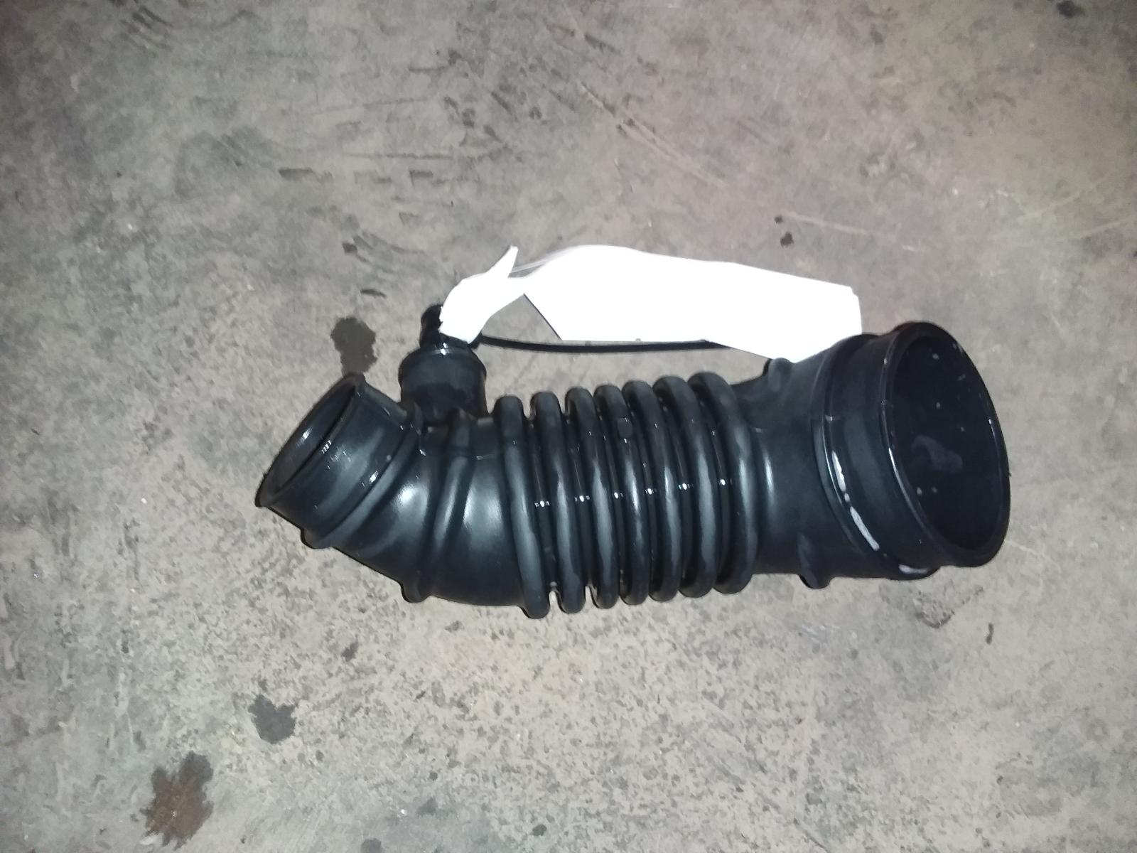 View Auto part Air Cleaner Duct/Hos Mitsubishi Triton 2012