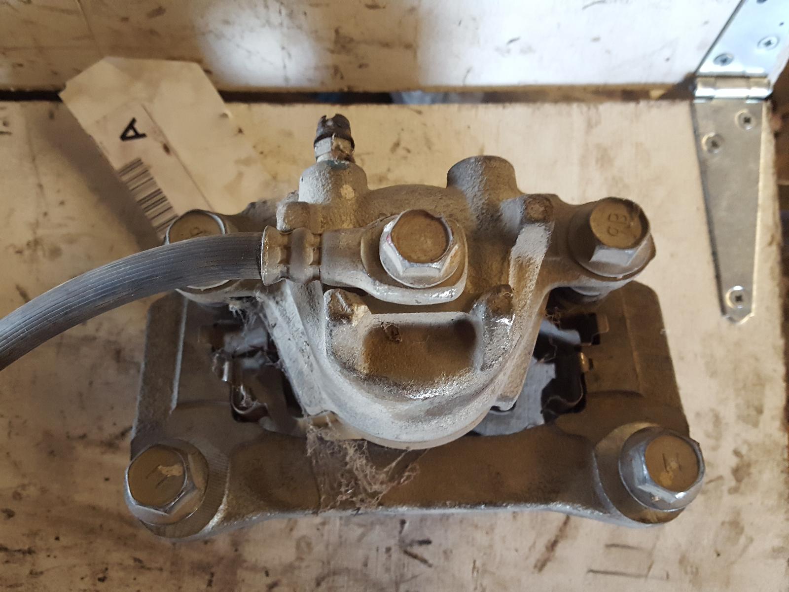 View Auto part Caliper Mitsubishi Pajero 2010