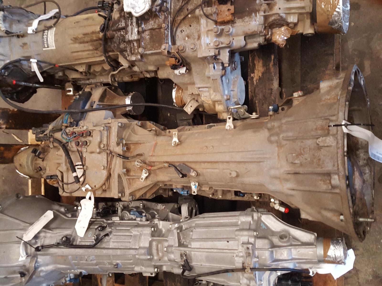 View Auto part Trans/Gearbox Mitsubishi Pajero 2012