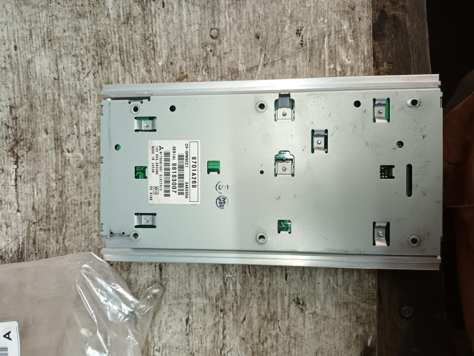 2009 Mitsubishi Triton Radio/Cd/Dvd/Sat/Tv View Auto part Radio/Cd/Dvd/Sat/Tv Mitsubishi Triton 2009