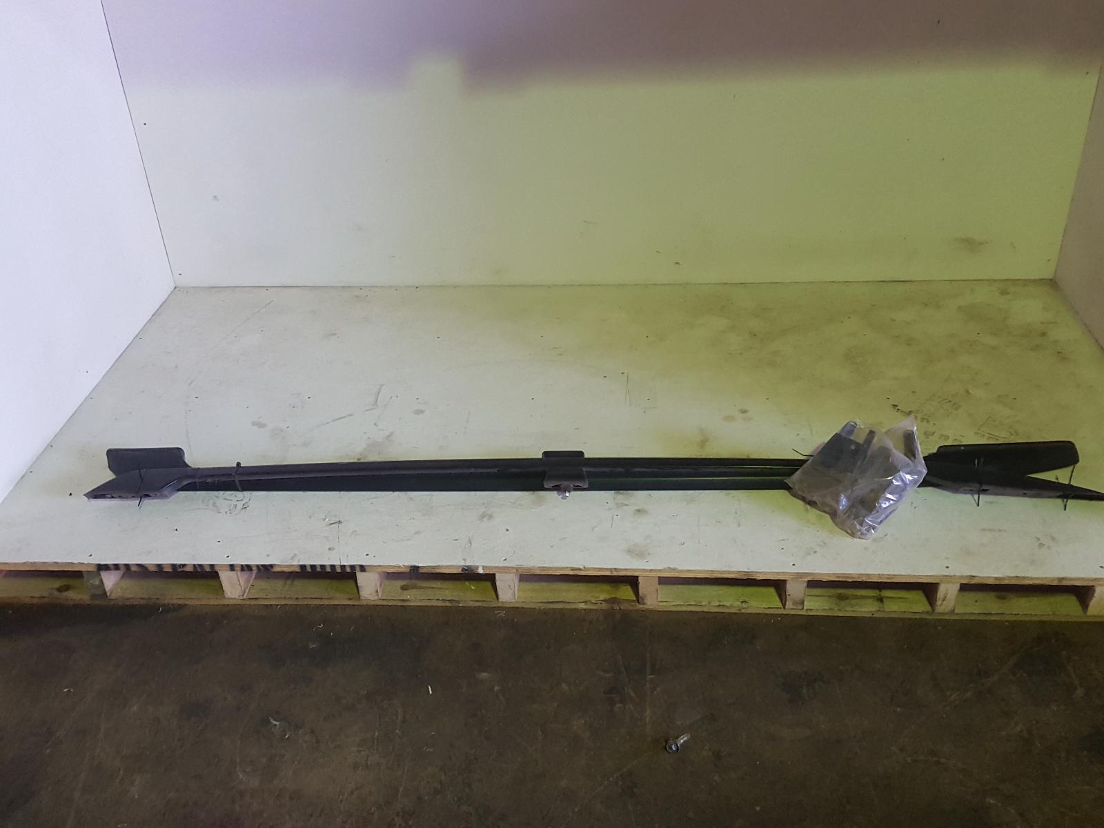 View Auto part Roof Rack/Bars Mitsubishi Pajero 2012