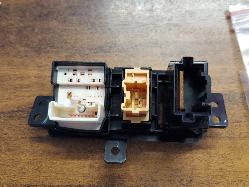 View Auto part Misc Switch/Relay Mitsubishi Triton 2009