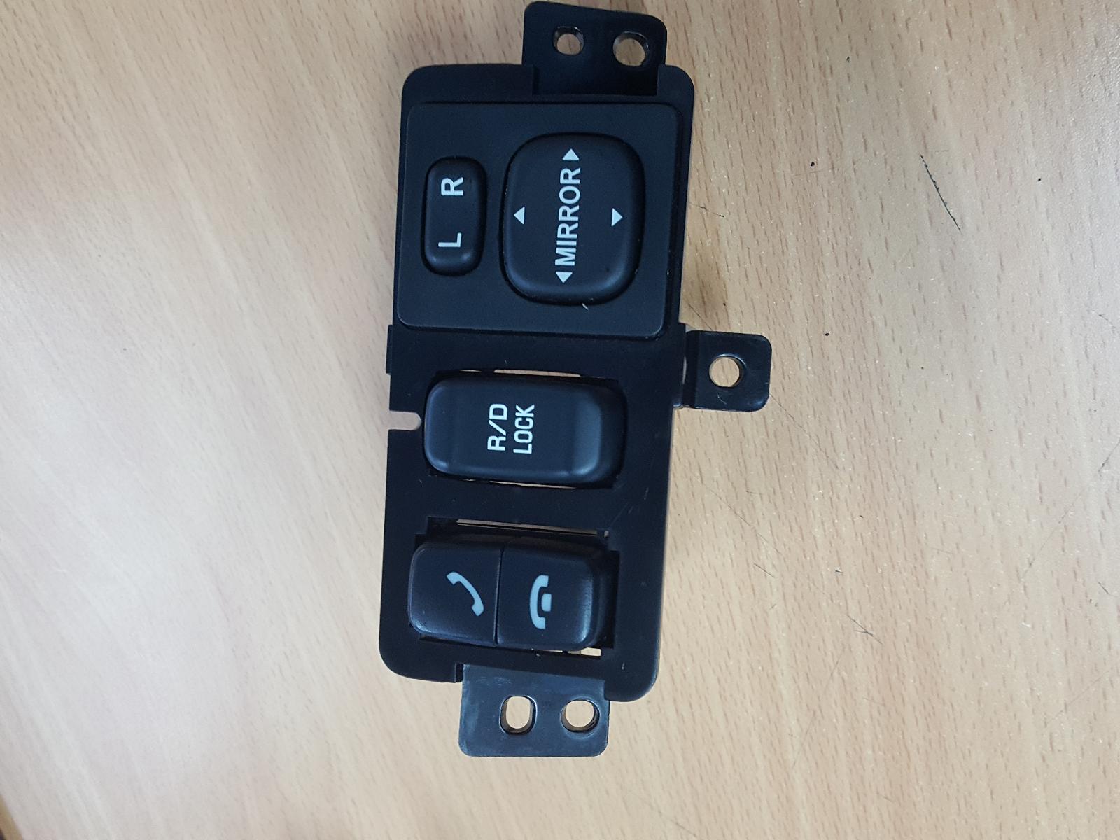 2009 Mitsubishi Triton Misc Switch/Relay View Auto part Misc Switch/Relay Mitsubishi Triton 2009