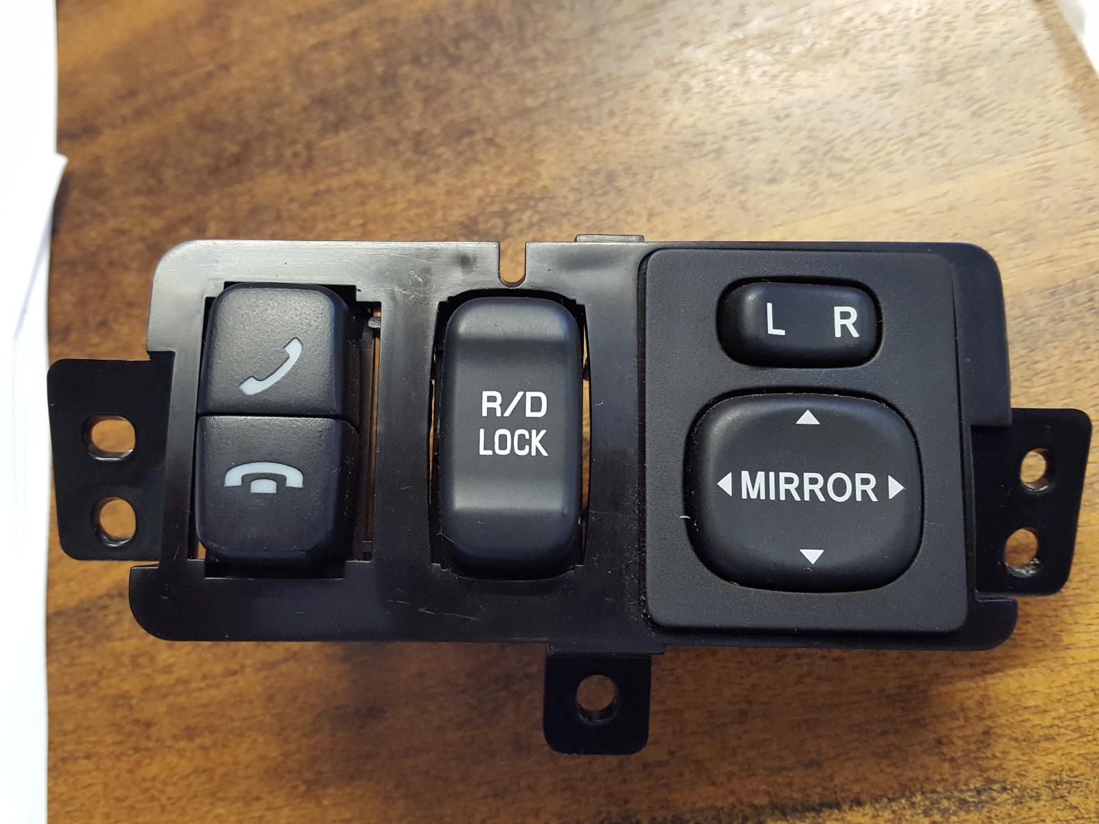2009 Mitsubishi Triton Misc Switch/Relay View Auto part Misc Switch/Relay Mitsubishi Triton 2009