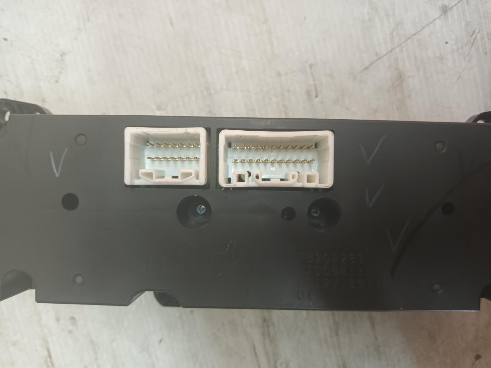 View Auto part Heater/Ac Controls Mitsubishi Triton 2009