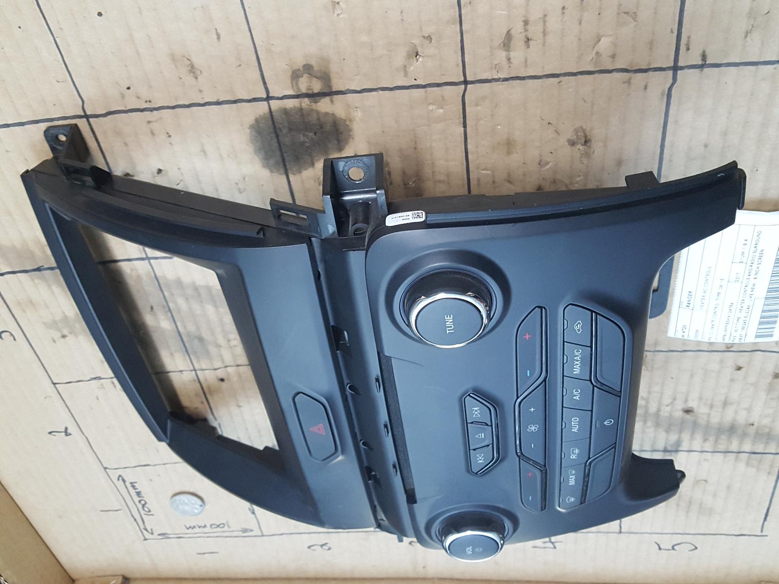 View Auto part Radio/Cd/Dvd/Sat/Tv Ford Ranger 2017