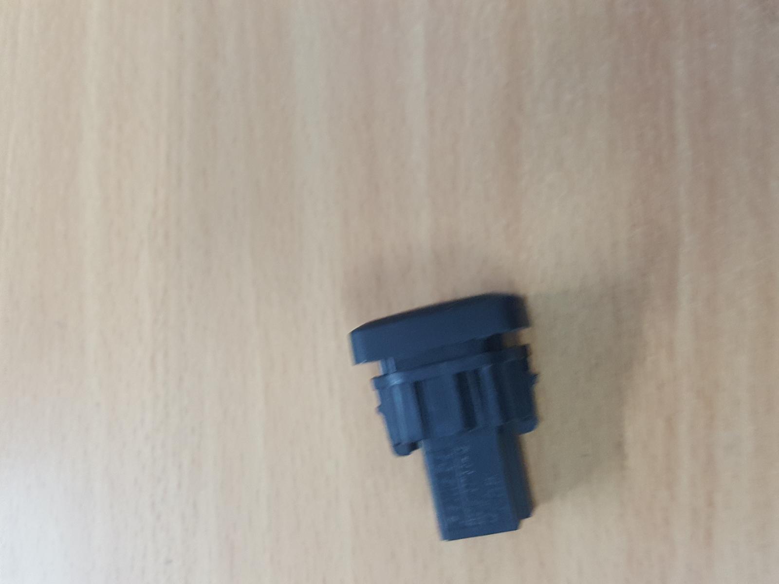 View Auto part Misc Switch/Relay Ford Ranger 2017