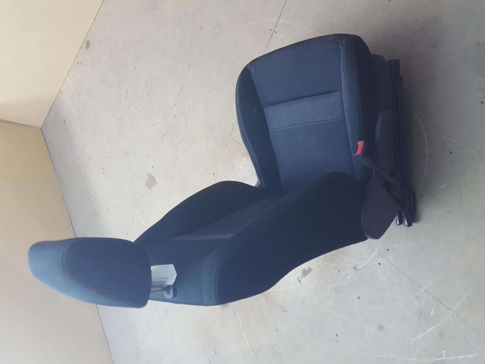 View Auto part Front Seat Ford Ranger 2017