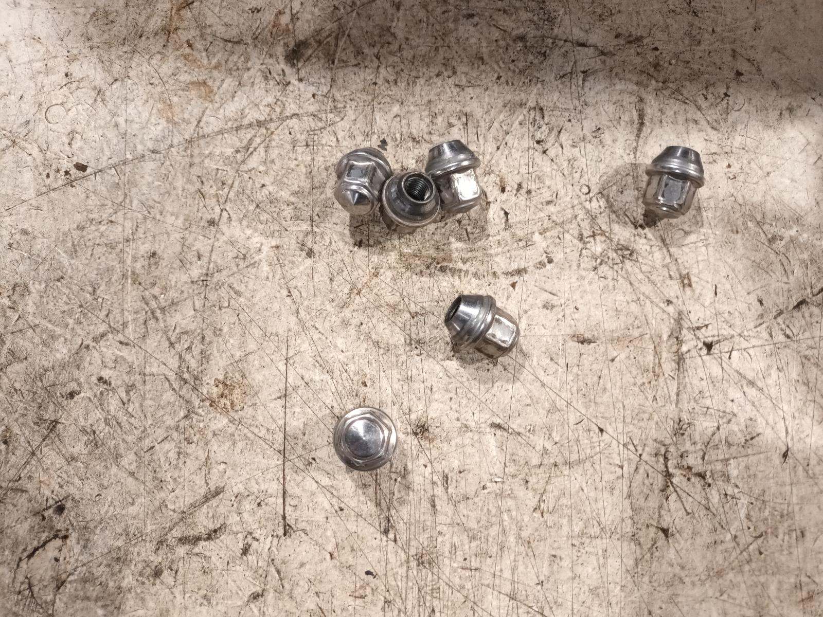 View Auto part Misc Mazda Bt50 2014