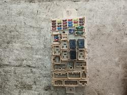 View Auto part Fuse Box Mitsubishi Triton 2014