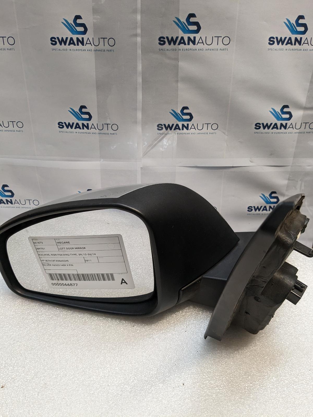 View Auto part Left Door Mirror Renault Megane 2011