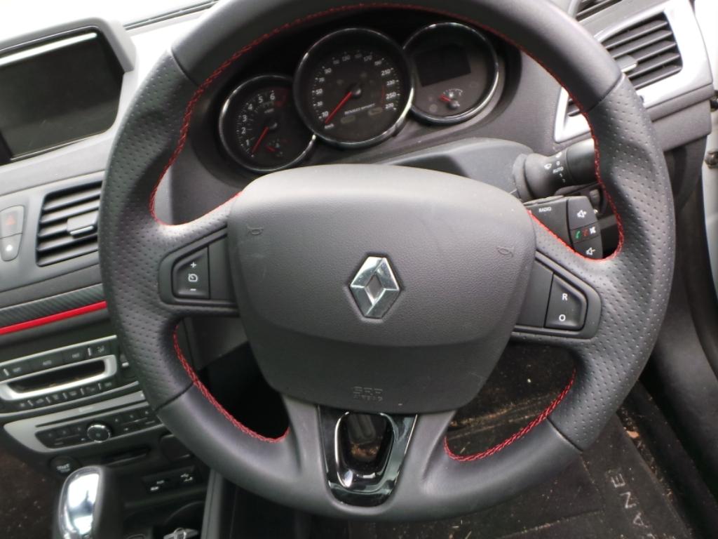 2015 Renault Megane Radio/Cd/Dvd/Sat/Tv View Auto part Radio/Cd/Dvd/Sat/Tv Renault Megane 2015