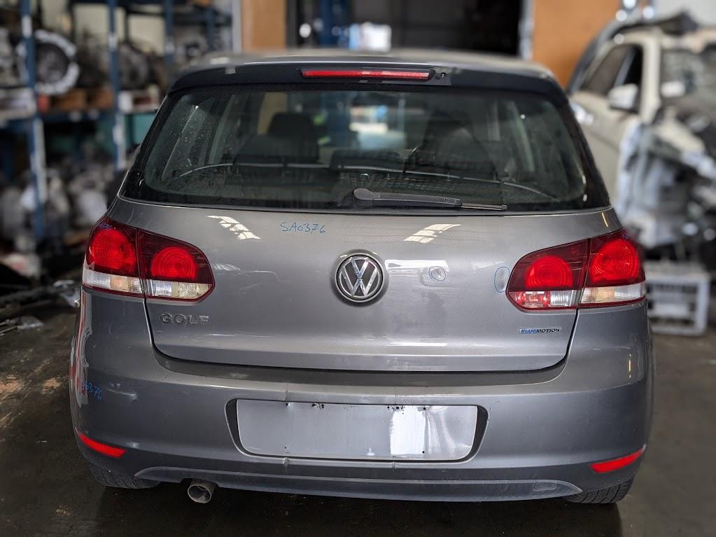 2012 Volkswagen Golf Right Guard View Auto part Right Guard Volkswagen Golf 2012