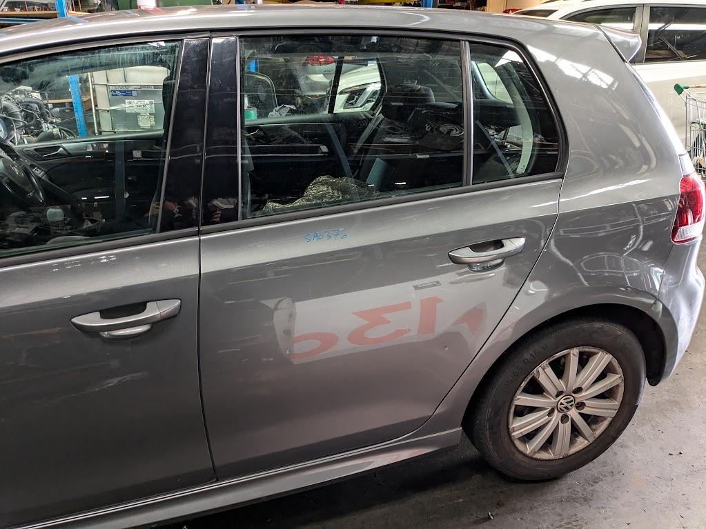 2012 Volkswagen Golf Right Guard View Auto part Right Guard Volkswagen Golf 2012