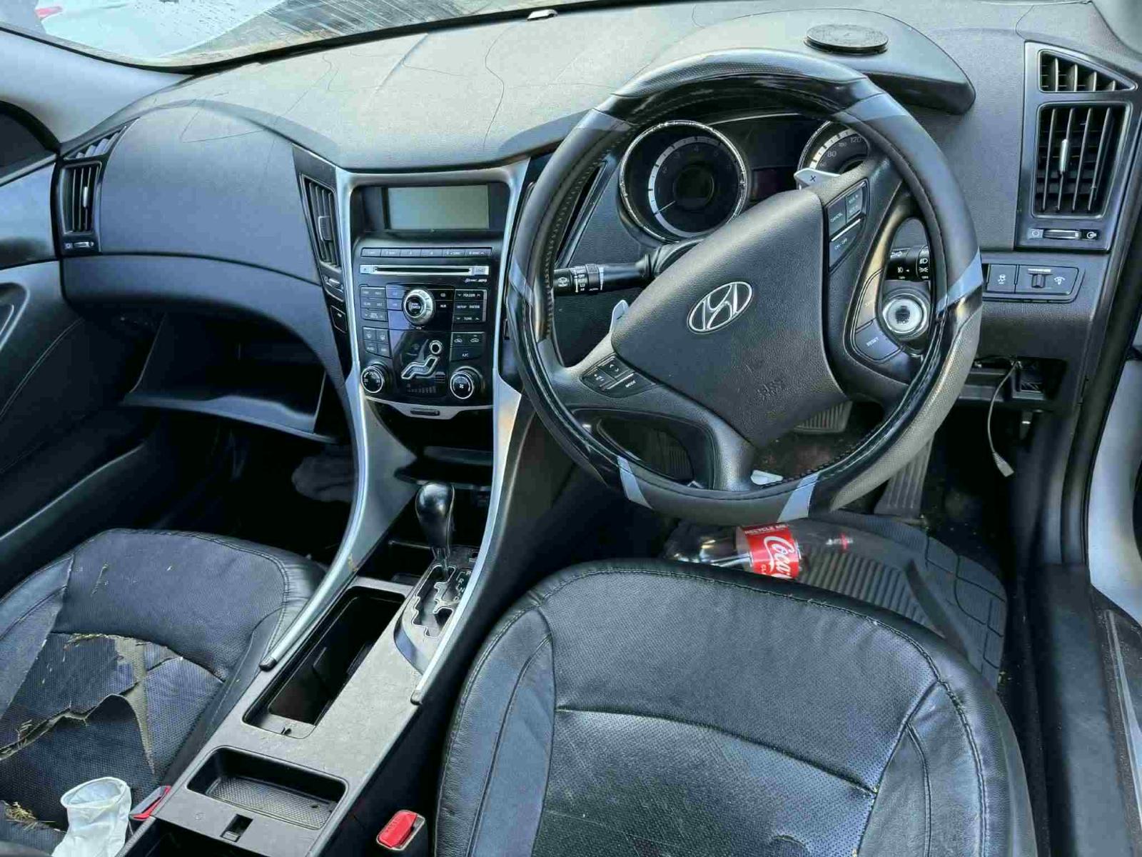 View Auto part Left Headlamp Hyundai I45 2010