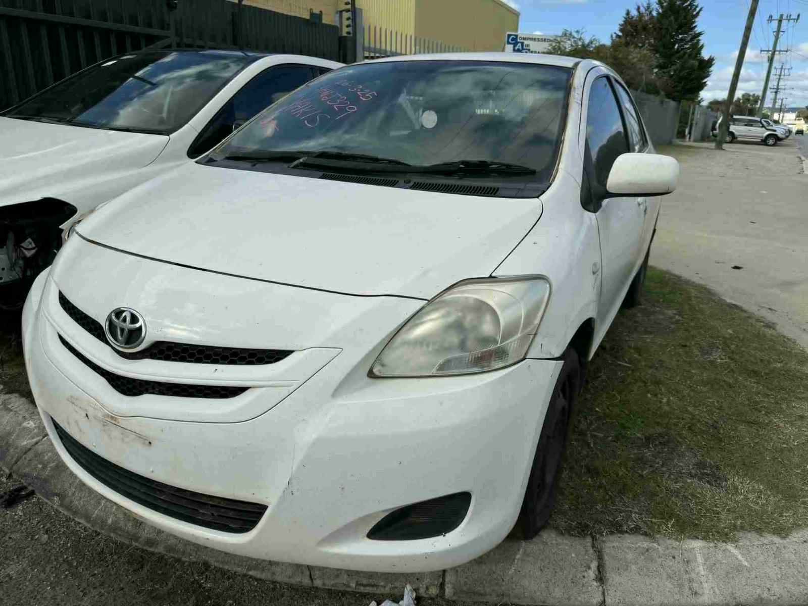 View Auto part Door/Boot/Gate Lock Toyota Yaris 2008