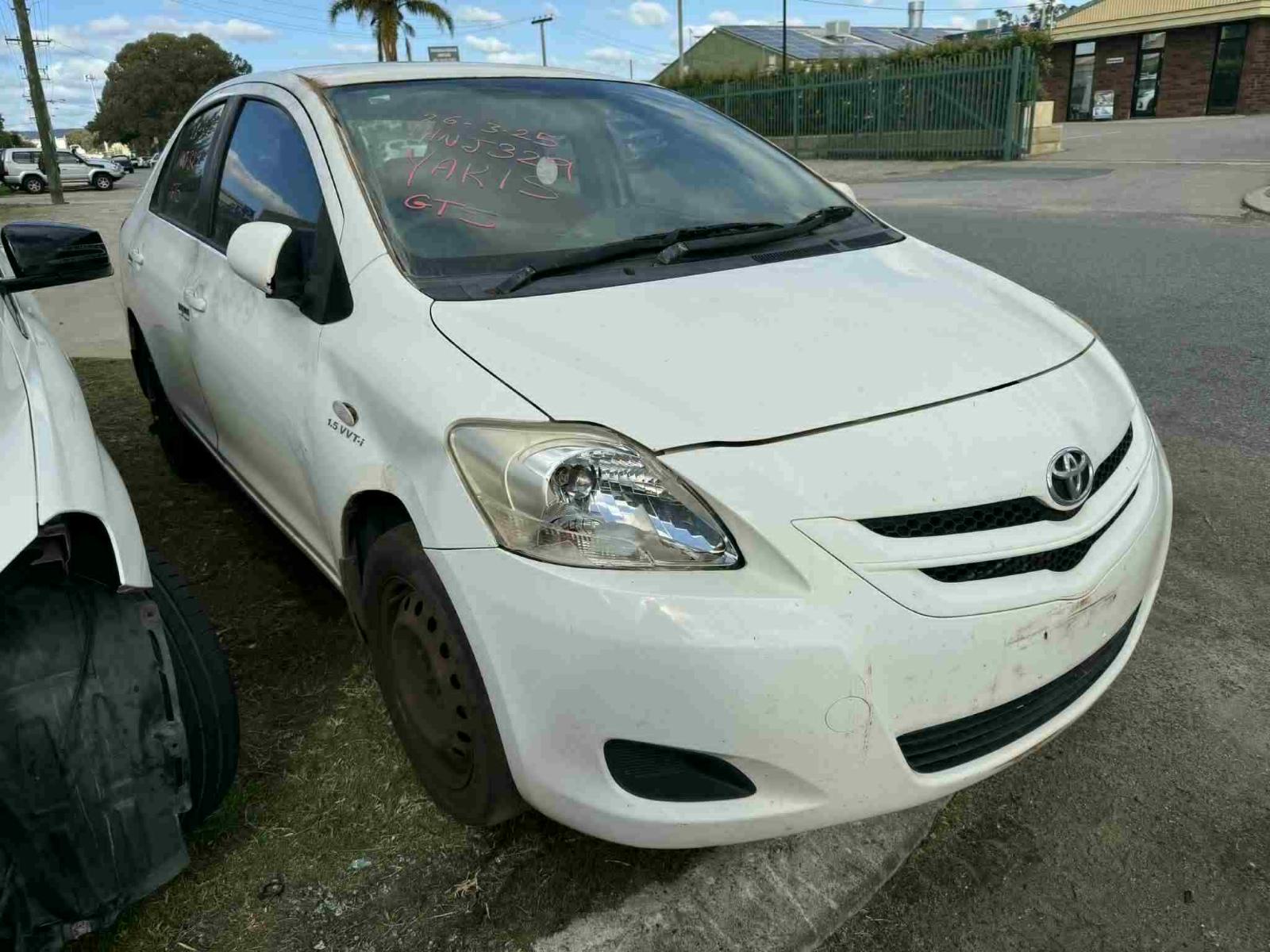 View Auto part Door/Boot/Gate Lock Toyota Yaris 2008