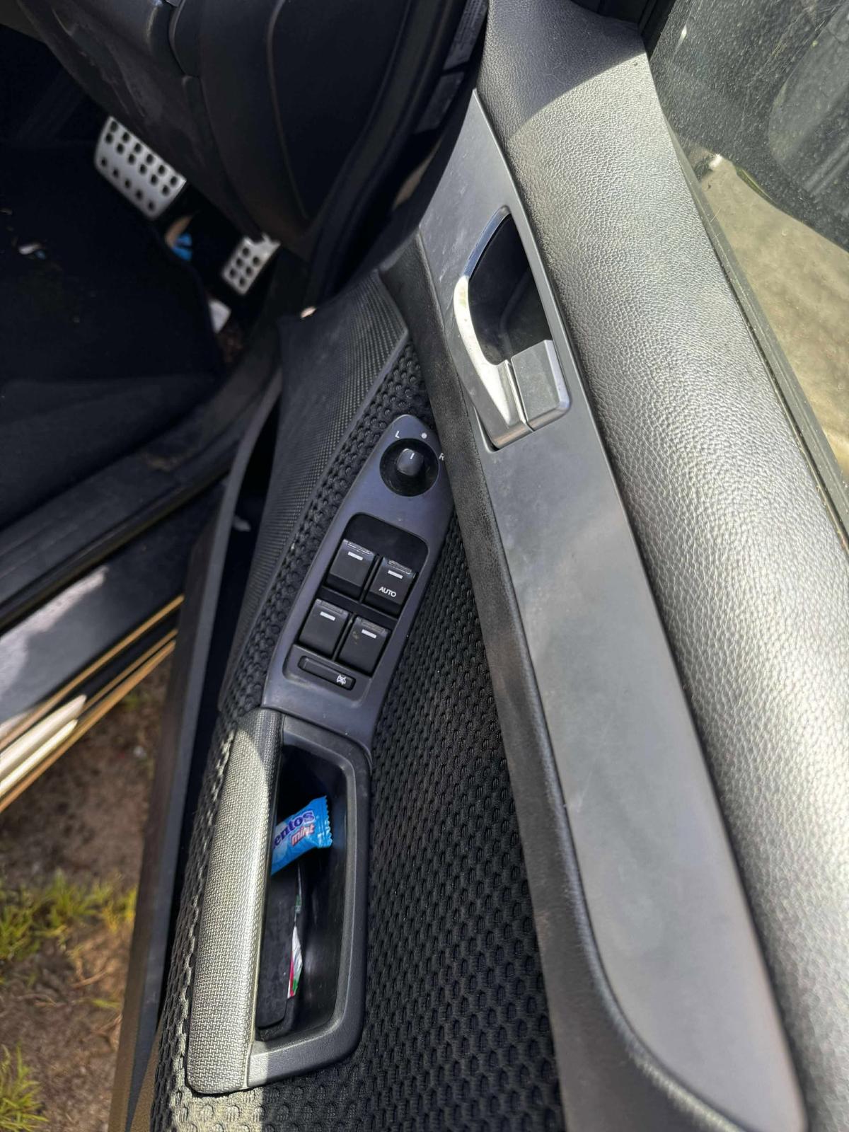 2010 Ford Falcon Door Trim View Auto part Door Trim Ford Falcon 2010