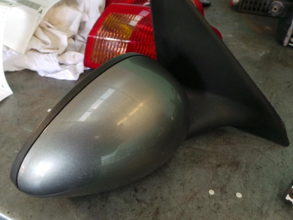View Auto part Right Door Mirror Alfa Romeo 147 2007