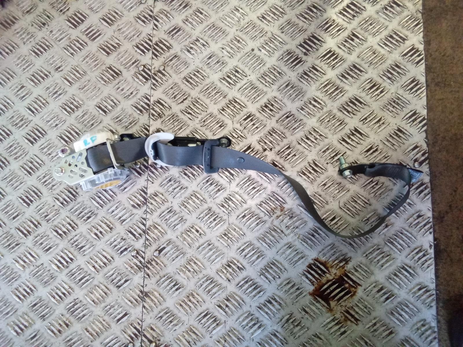 2019 Subaru Outback Seatbelt/Stalk View Auto part Seatbelt/Stalk Subaru Outback 2019