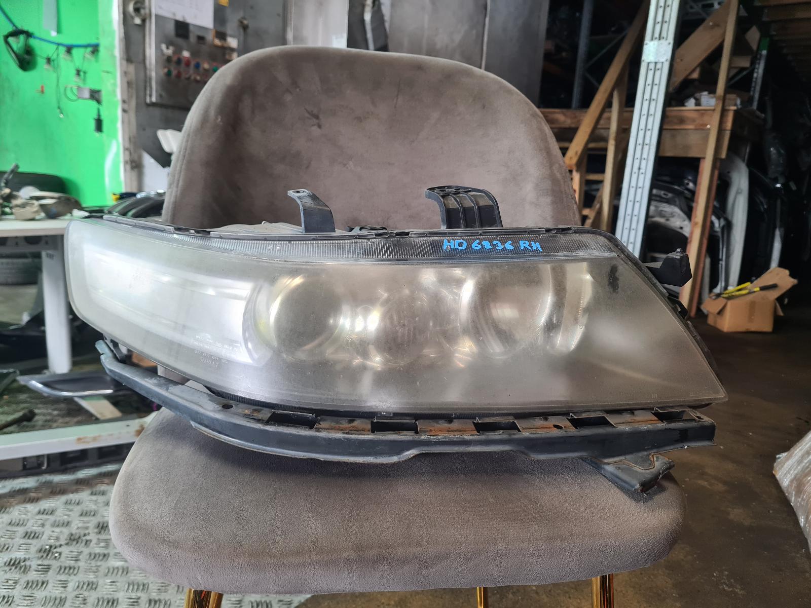 View Auto part Right Headlamp Honda Accord 2006