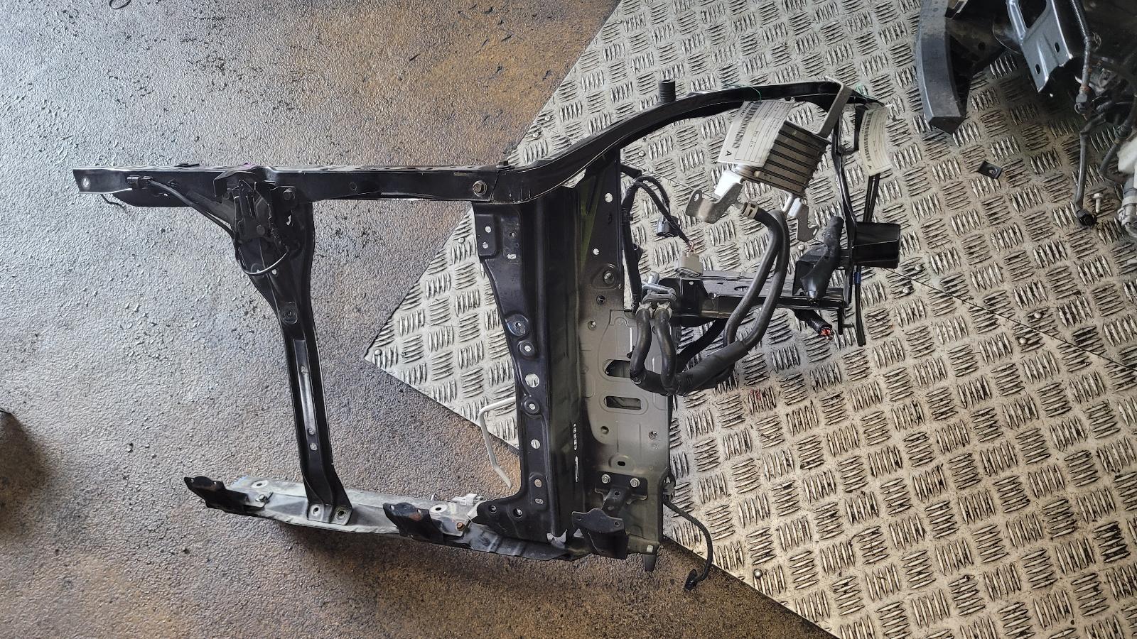 View Auto part Radiator Support Subaru Forester 2020