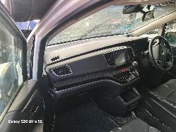 View Auto part Right Front Door Honda Odyssey 2016