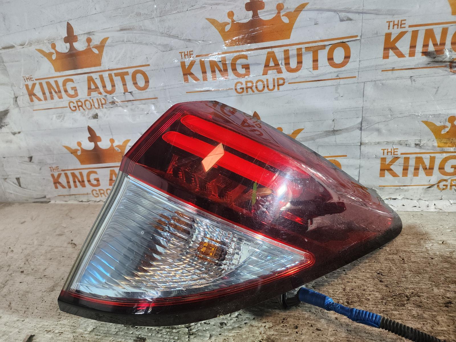 View Auto part Right Taillight Honda Hrv 2014