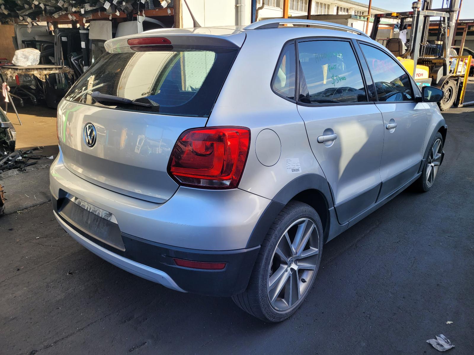 View Auto part Wheel Mag Volkswagen Polo 2012