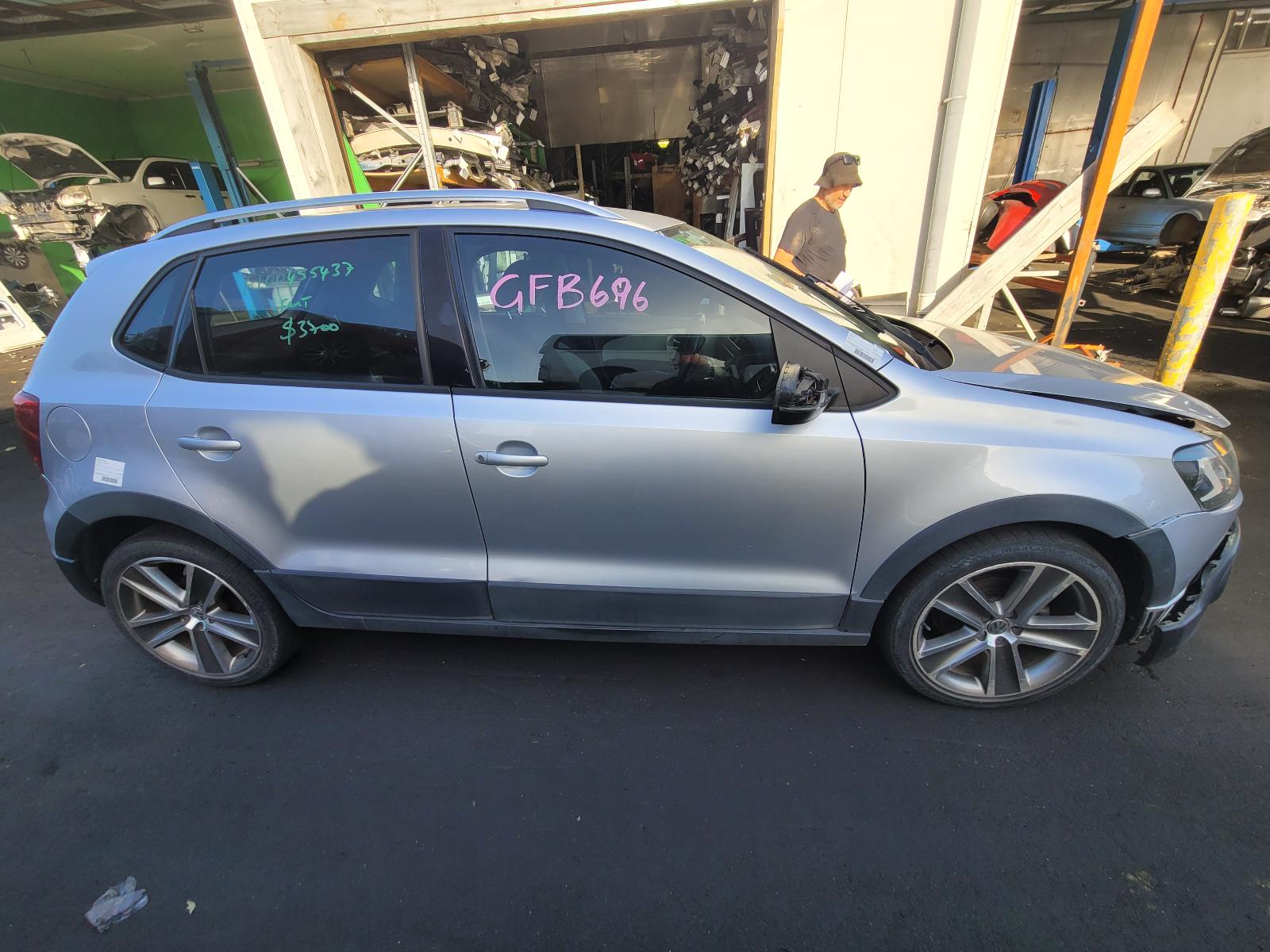 View Auto part Wheel Mag Volkswagen Polo 2012