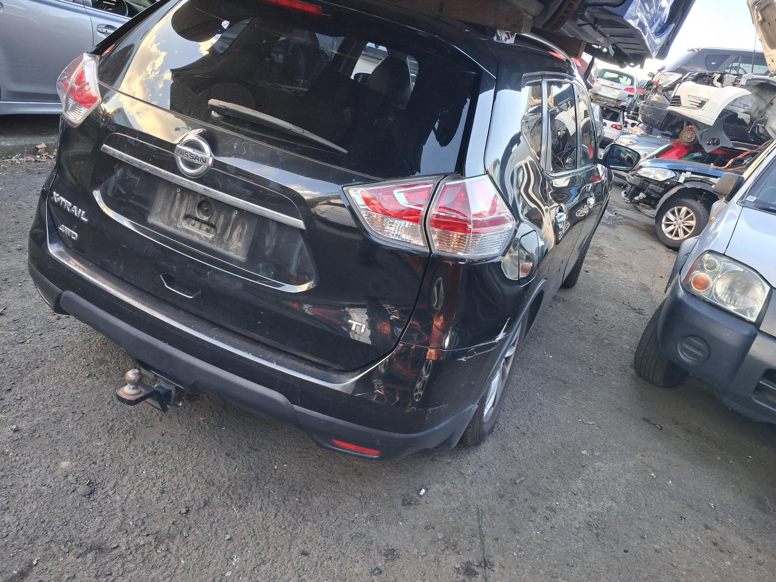 View Auto part Right Rear Trailing Arm Nissan Xtrail 2014