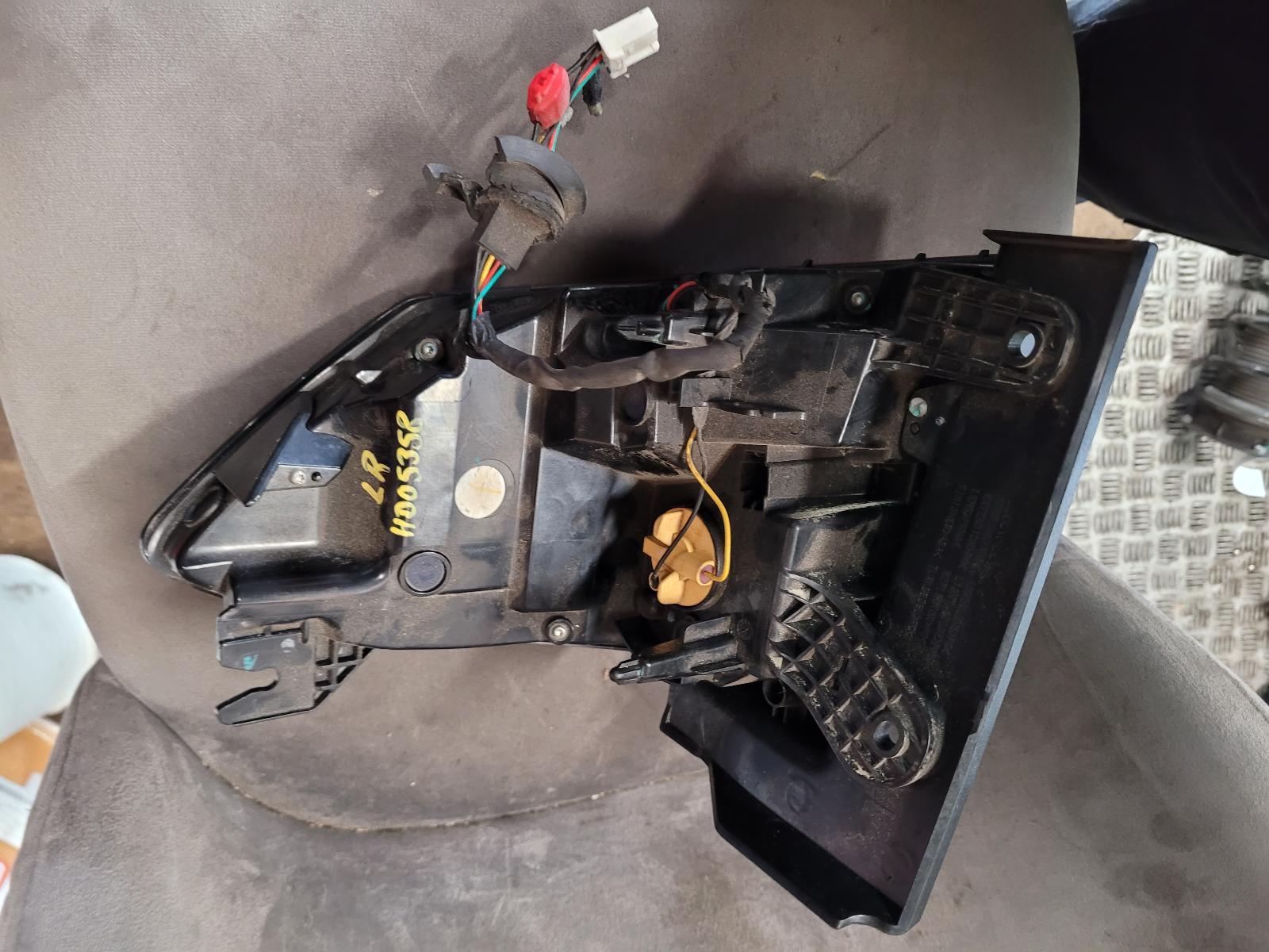 View Auto part Left Taillight Honda Odyssey 2014