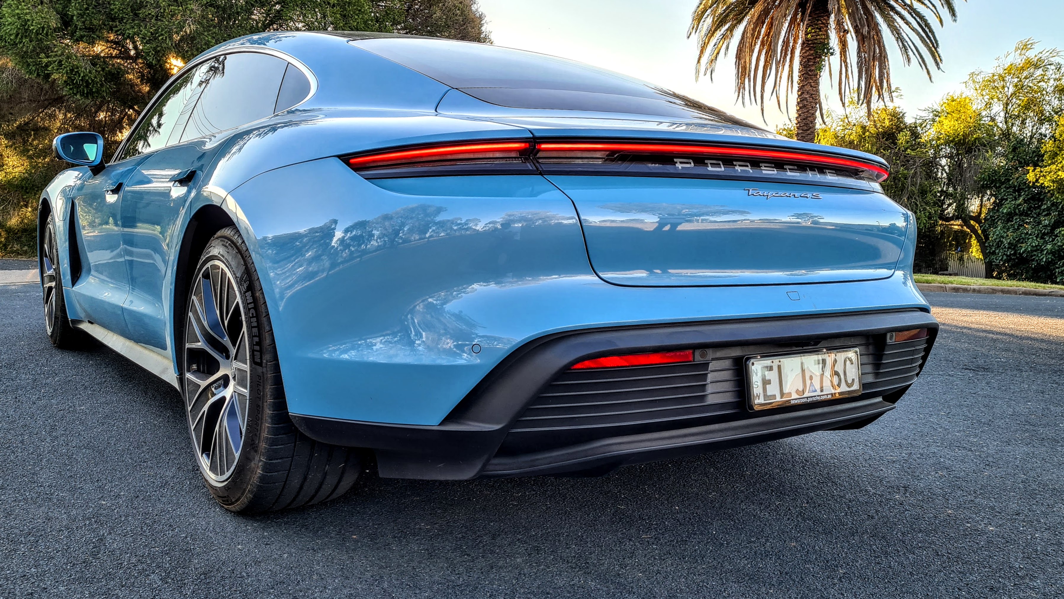 Porsche's new parking app can open boomgates and make payments from