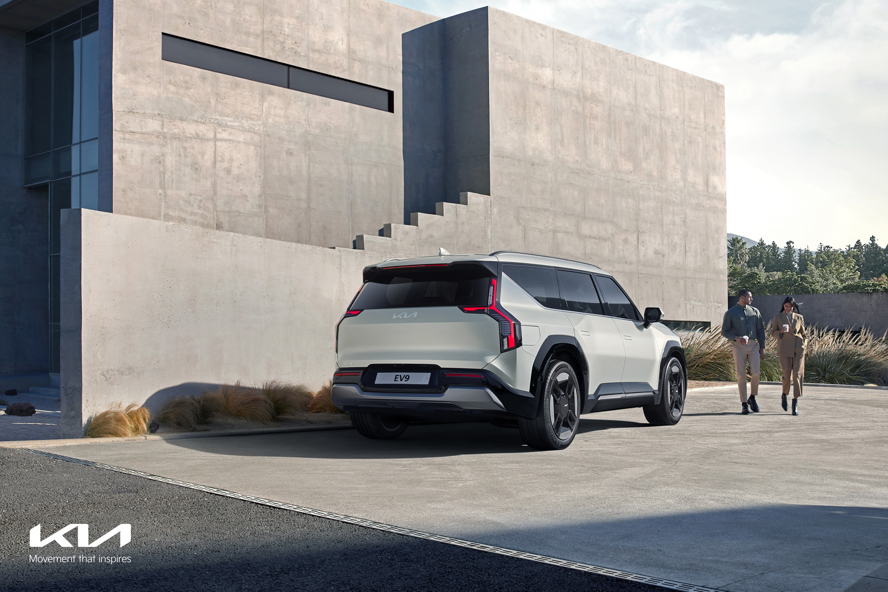 Kia EV9 designers hit it out of the park, innovative seating design, will fill critical gap in the large SUV segment for Aussie families - Vimarsana News
