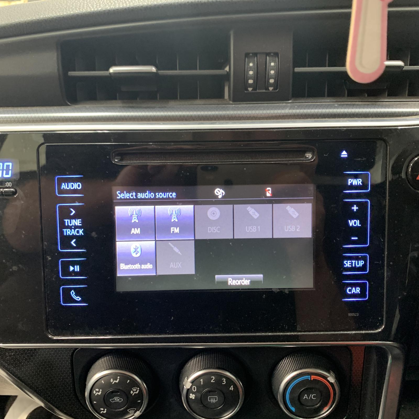 View Auto part Radio/Cd/Dvd/Sat/Tv Toyota Corolla 2015