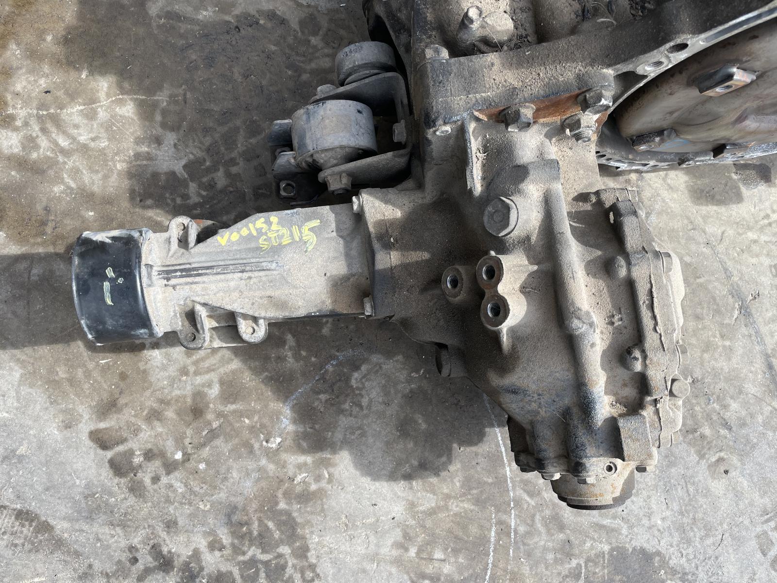 View Auto part Transfer Case Toyota Caldina 1999