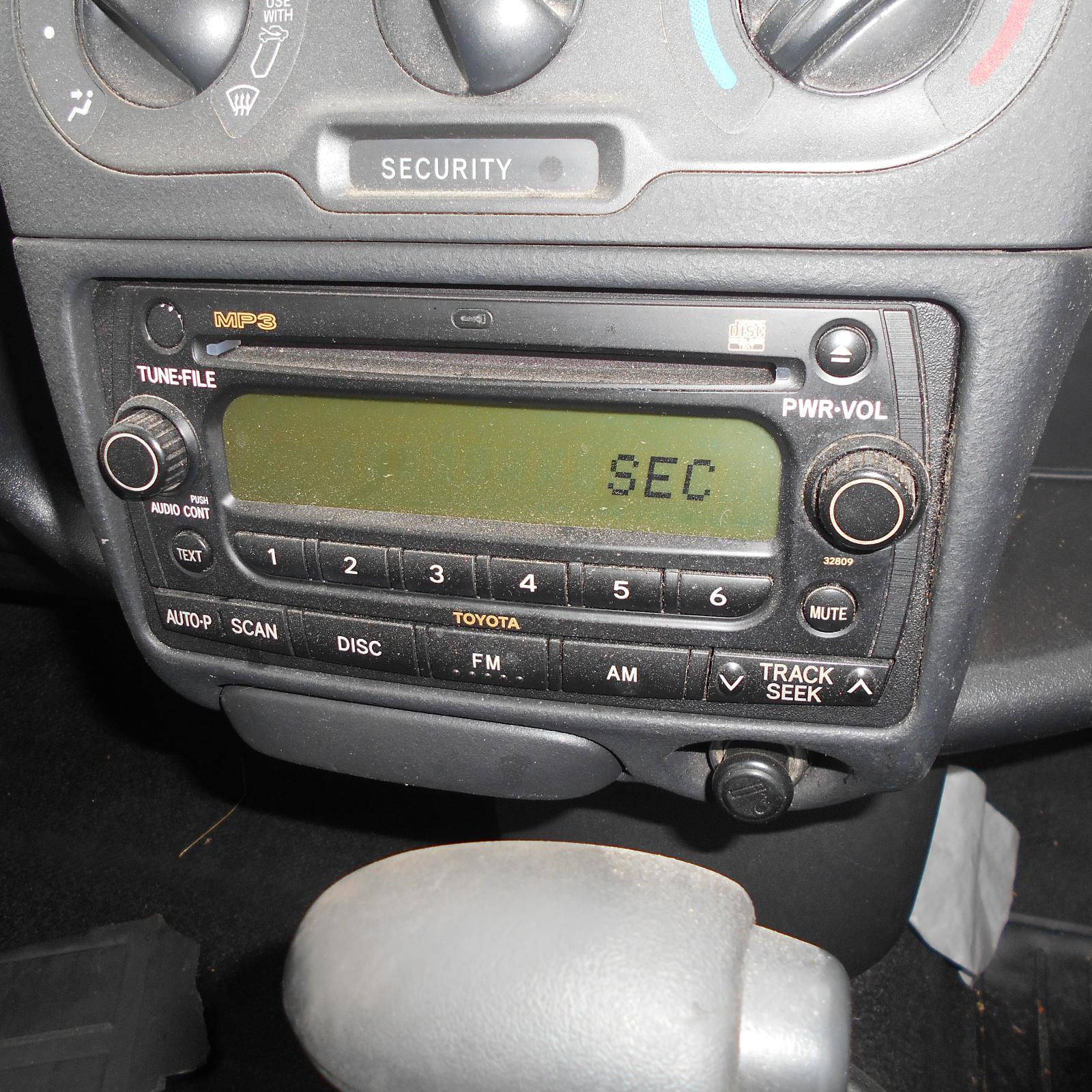 View Auto part Left Taillight Toyota Echo 2005