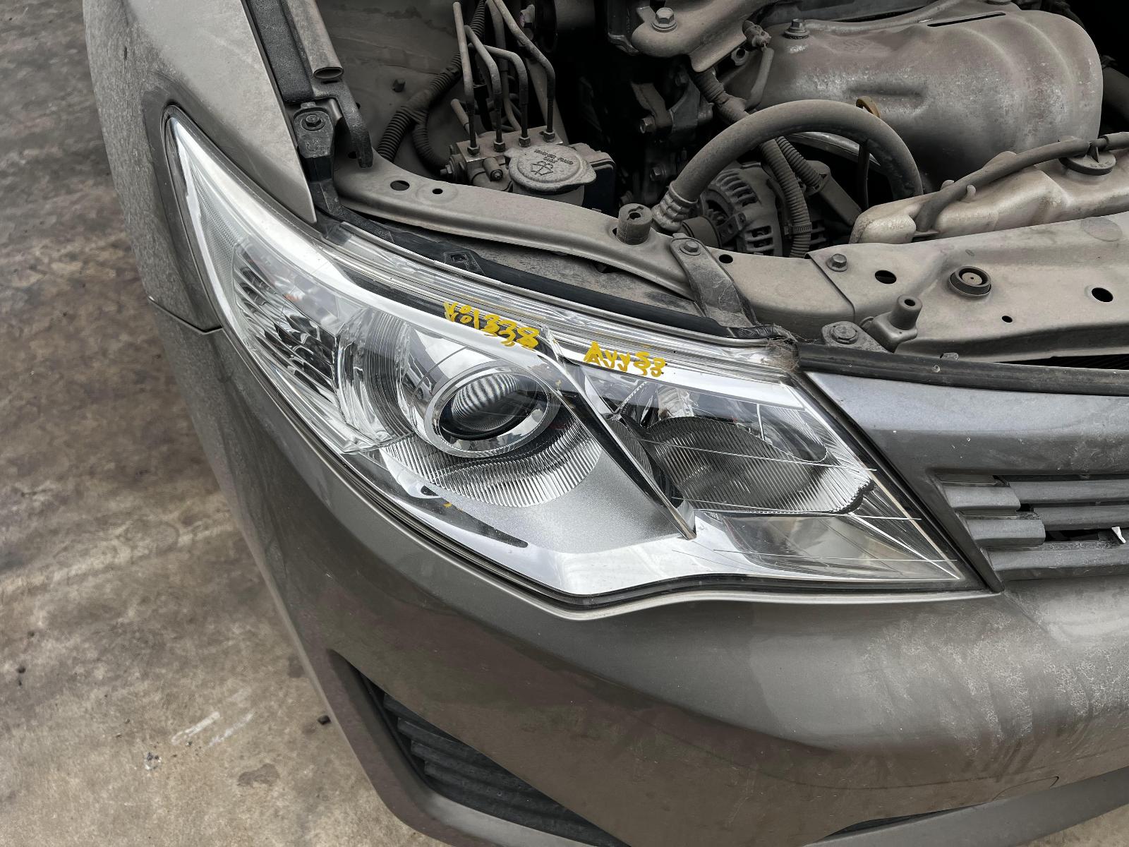 View Auto part Right Headlamp Toyota Camry 2014