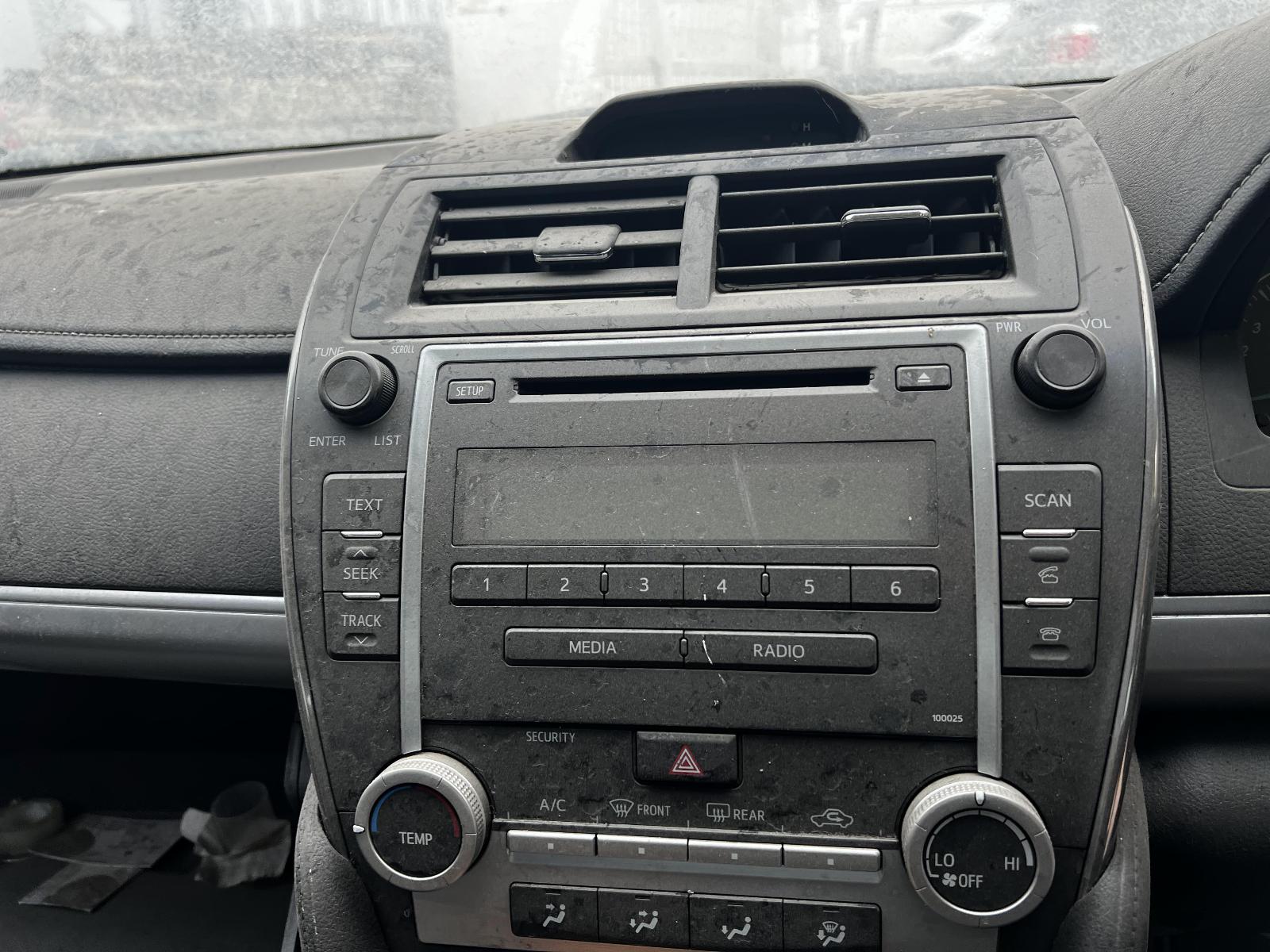 View Auto part Radio/Cd/Dvd/Sat/Tv Toyota Camry 2014