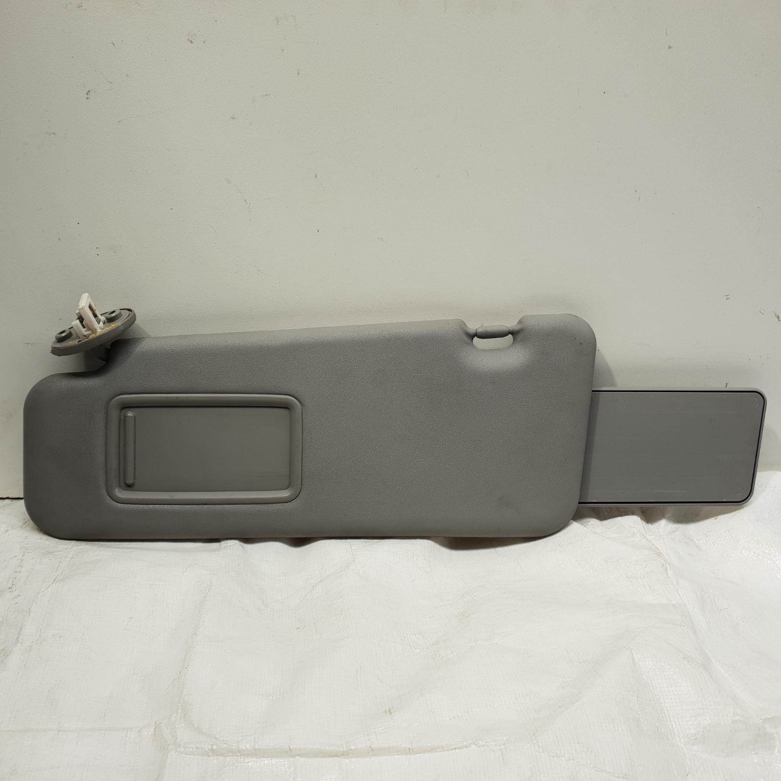 2011 Toyota Kluger Sunvisor View Auto part Sunvisor Toyota Kluger 2011