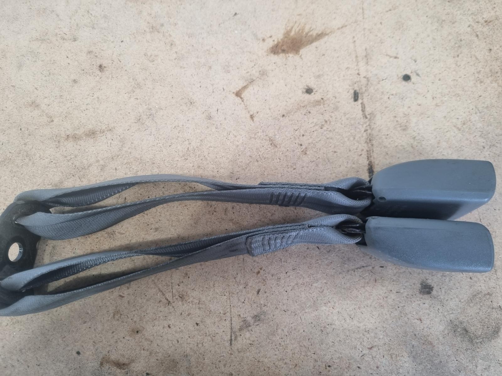 View Auto part Seatbelt/Stalk Toyota Hilux 2007