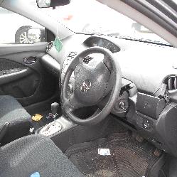 View Auto part Grille Toyota Yaris 2009