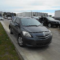 View Auto part Grille Toyota Yaris 2009