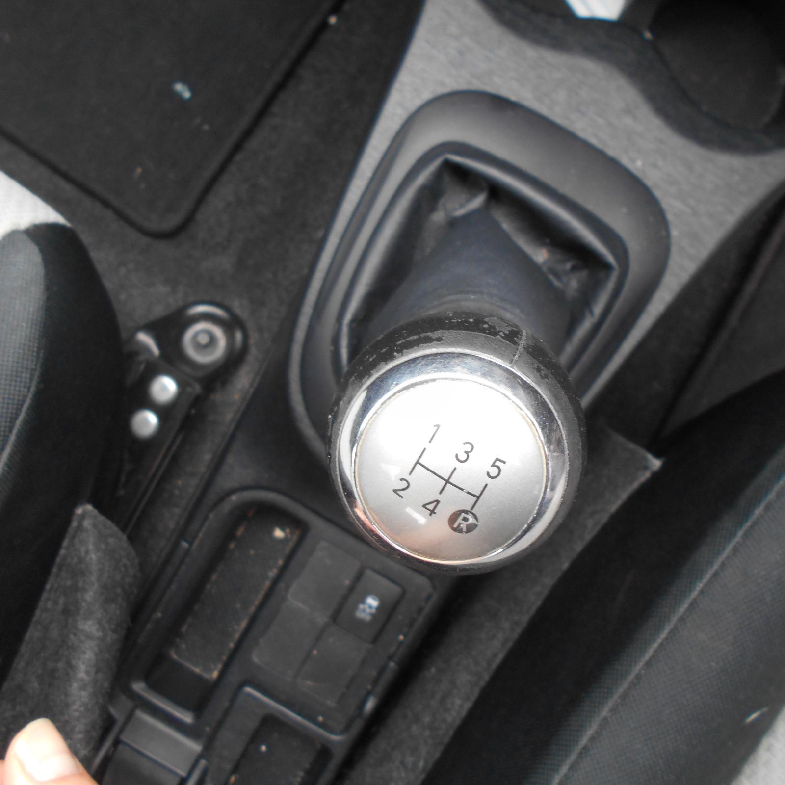 View Auto part Alternator Toyota Yaris 2011