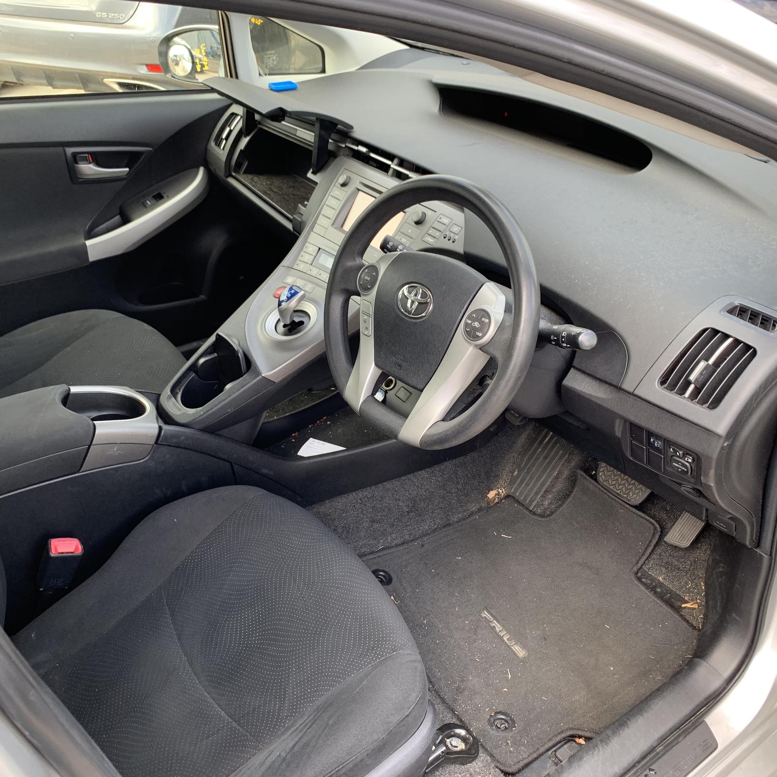 Complete Interior Prius Toyota 2012