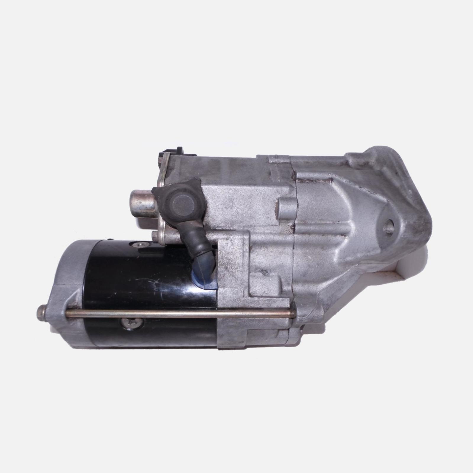 View Auto part Starter Toyota Landcruiser 2002